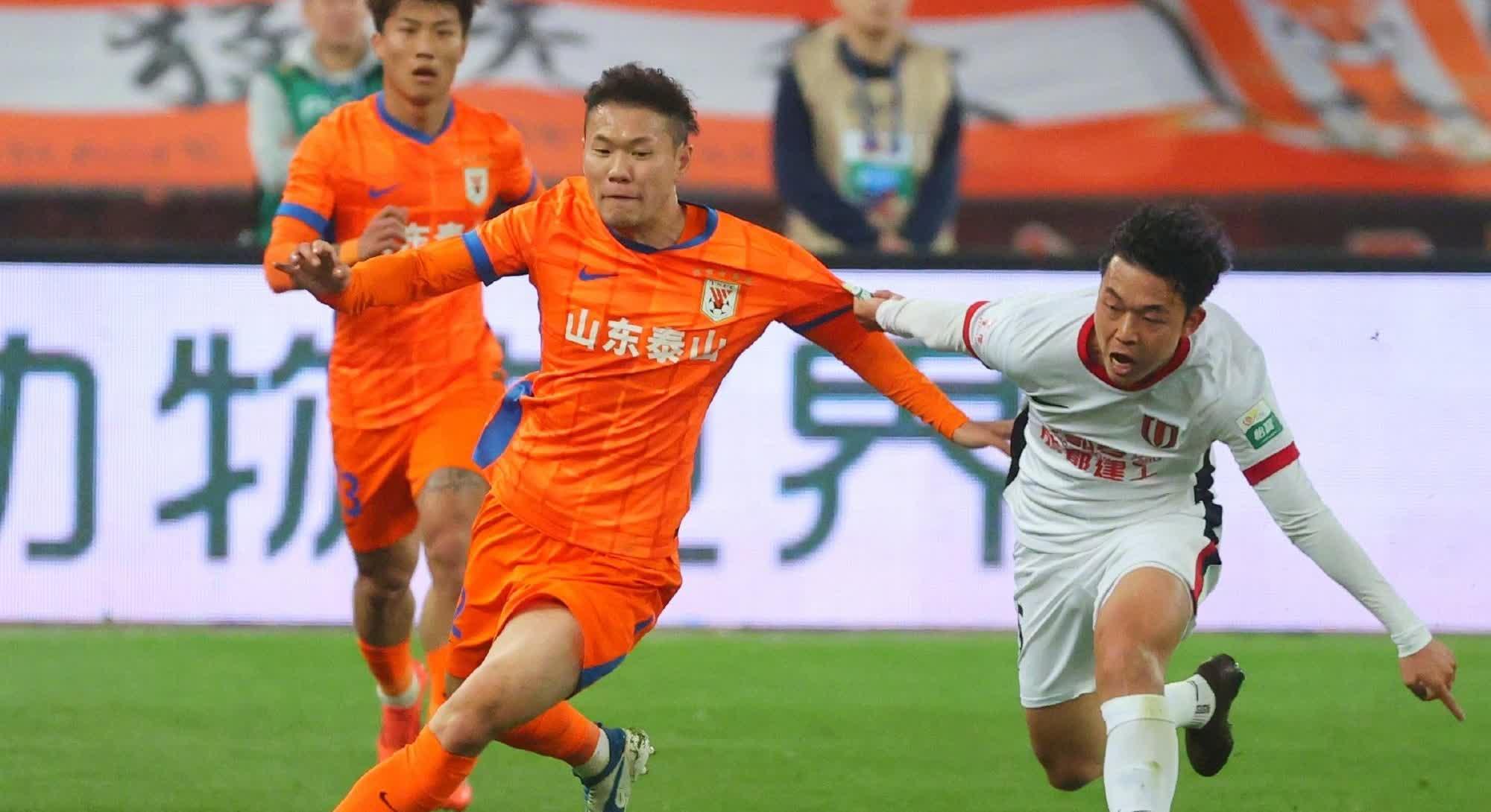 华夏幸福主场战平苏宁,仍处于中超保级区险境 华夏幸福主场战平苏宁,仍处于中超保级区险境