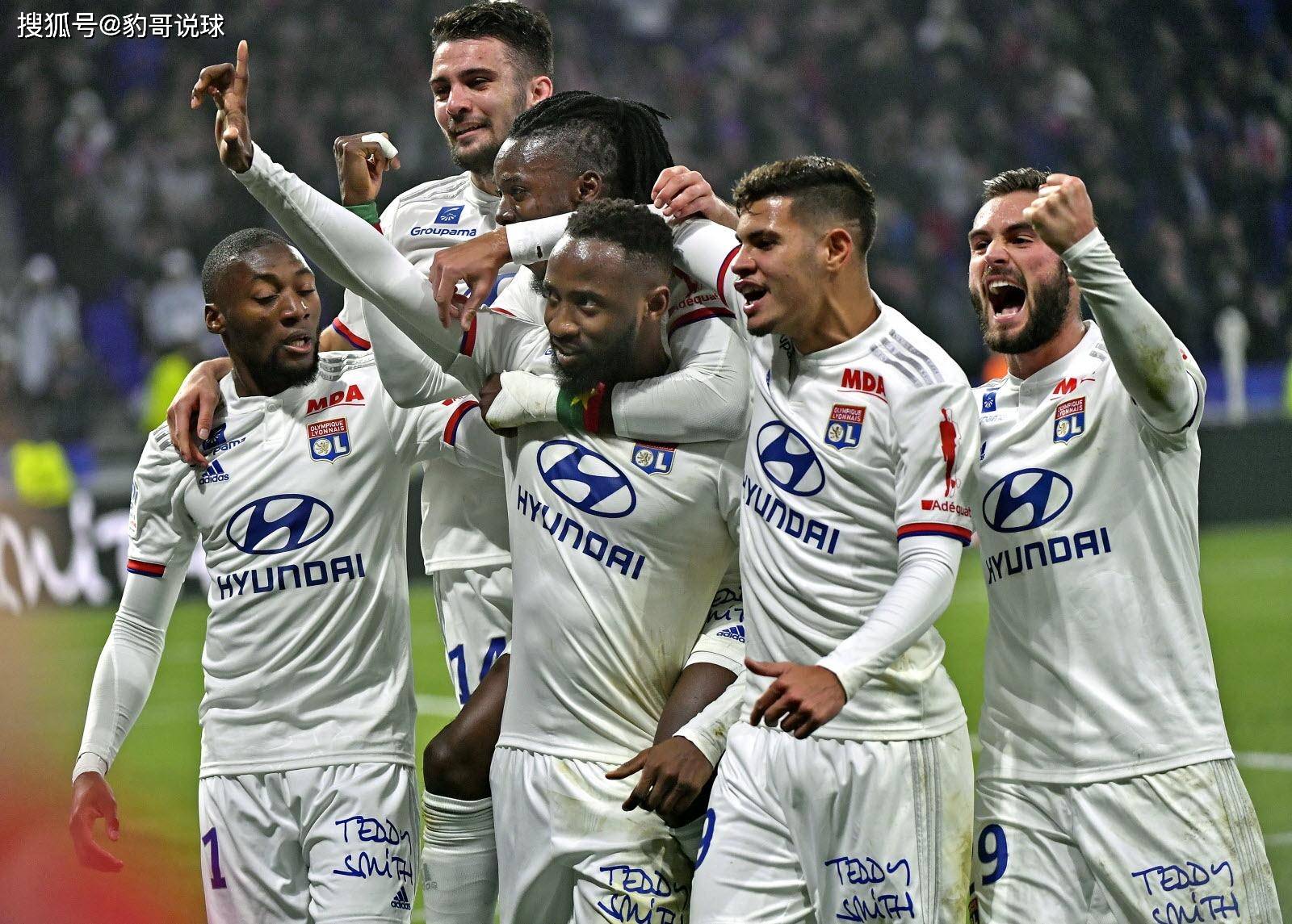 开云下载-包含圣埃蒂安俱乐部换帅，斩获一场胜利的词条