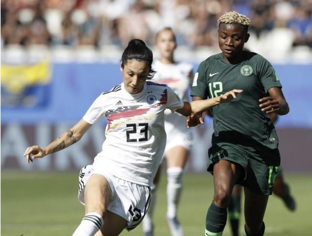 印度队在女足赛场上势不可挡晋级四强 印度队在女足赛场上势不可挡晋级四强