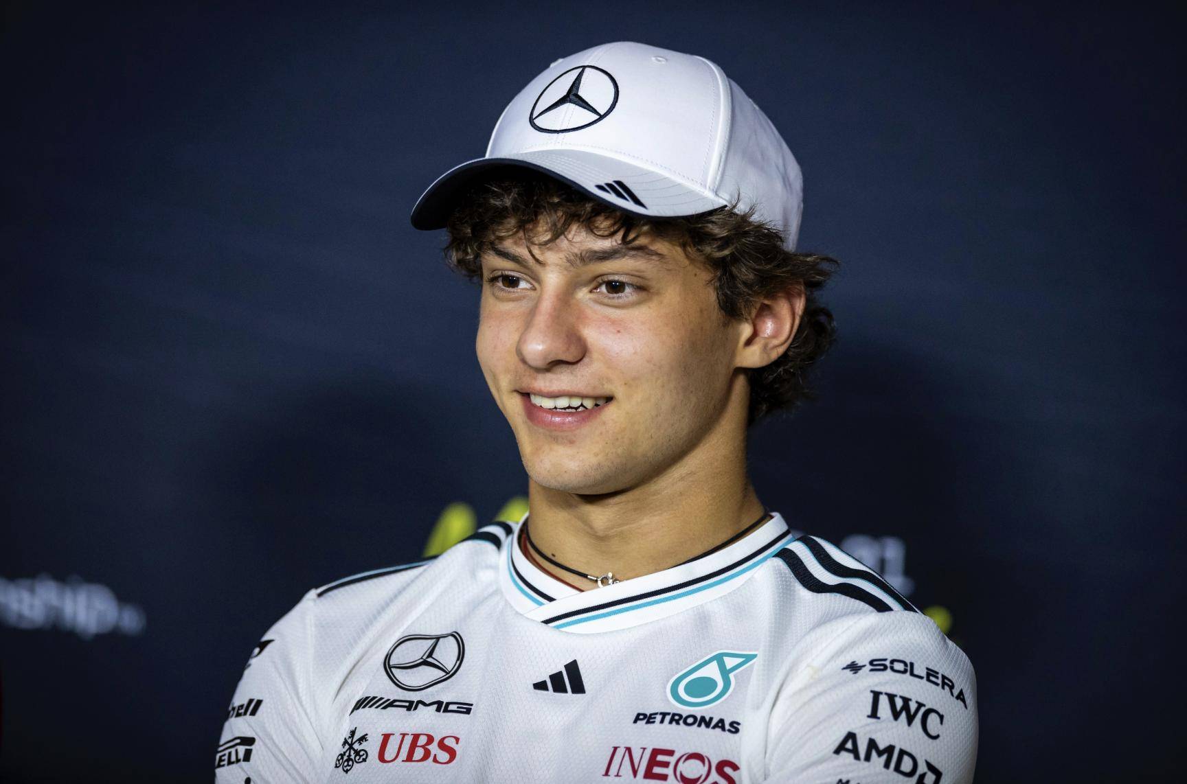 迈凯伦逆转红牛车队，汉密尔顿惊艳四座的简单介绍