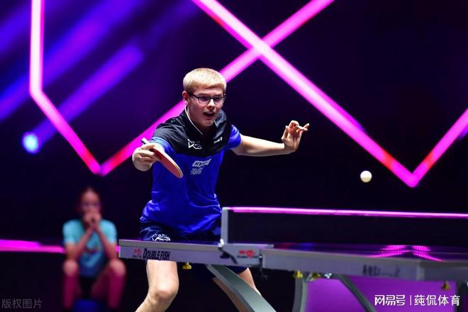 瑞典队逆转法国队，马龙刷新纪录